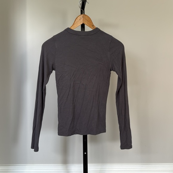 Joah Brown crew neck long sleeve S/M - Picture 3 of 3